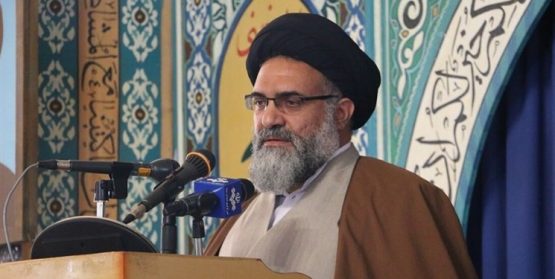 امام جمعه یاسوج: انقلاب اسلامی با خون هر شهیدی زنده‌تر می شود