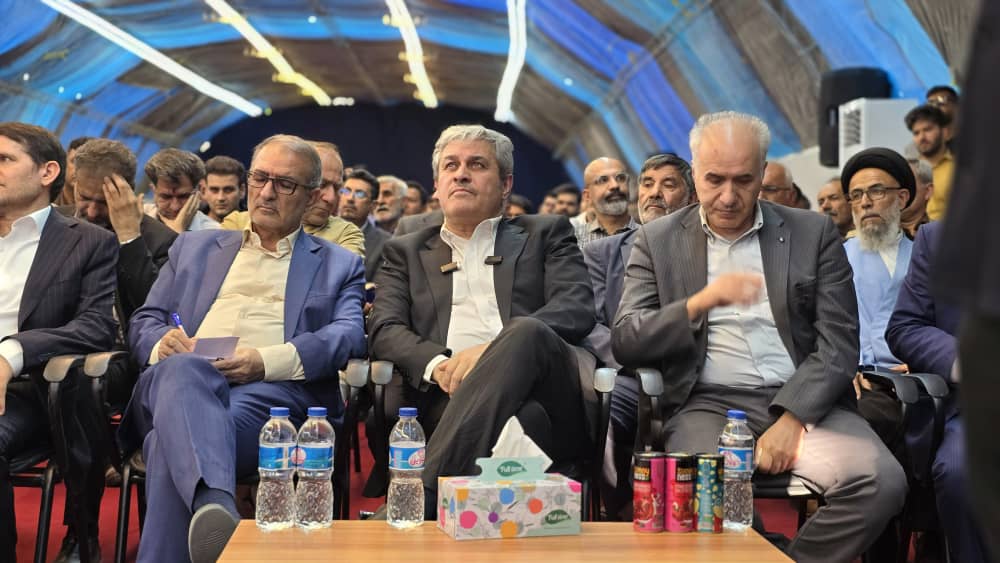 کلنگ پتروشیمی چهاربیشه گچساران به زمین زده شد