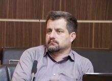 عسکری: تا رسانه‌ها درگیر مسائل قومی و جناحی باشند، توسعه واقعی محقق نمی‌شود